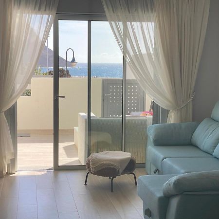 A Beautiful Apartment With A Beach View - La Tejita - El Medano Екстериор снимка