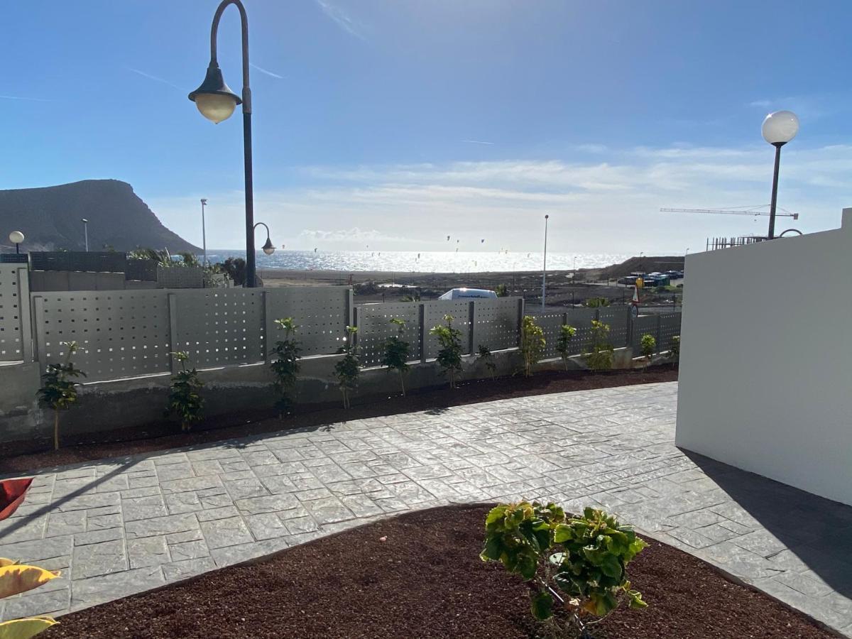 A Beautiful Apartment With A Beach View - La Tejita - El Medano Екстериор снимка