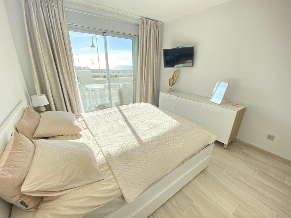 A Beautiful Apartment With A Beach View - La Tejita - El Medano Екстериор снимка