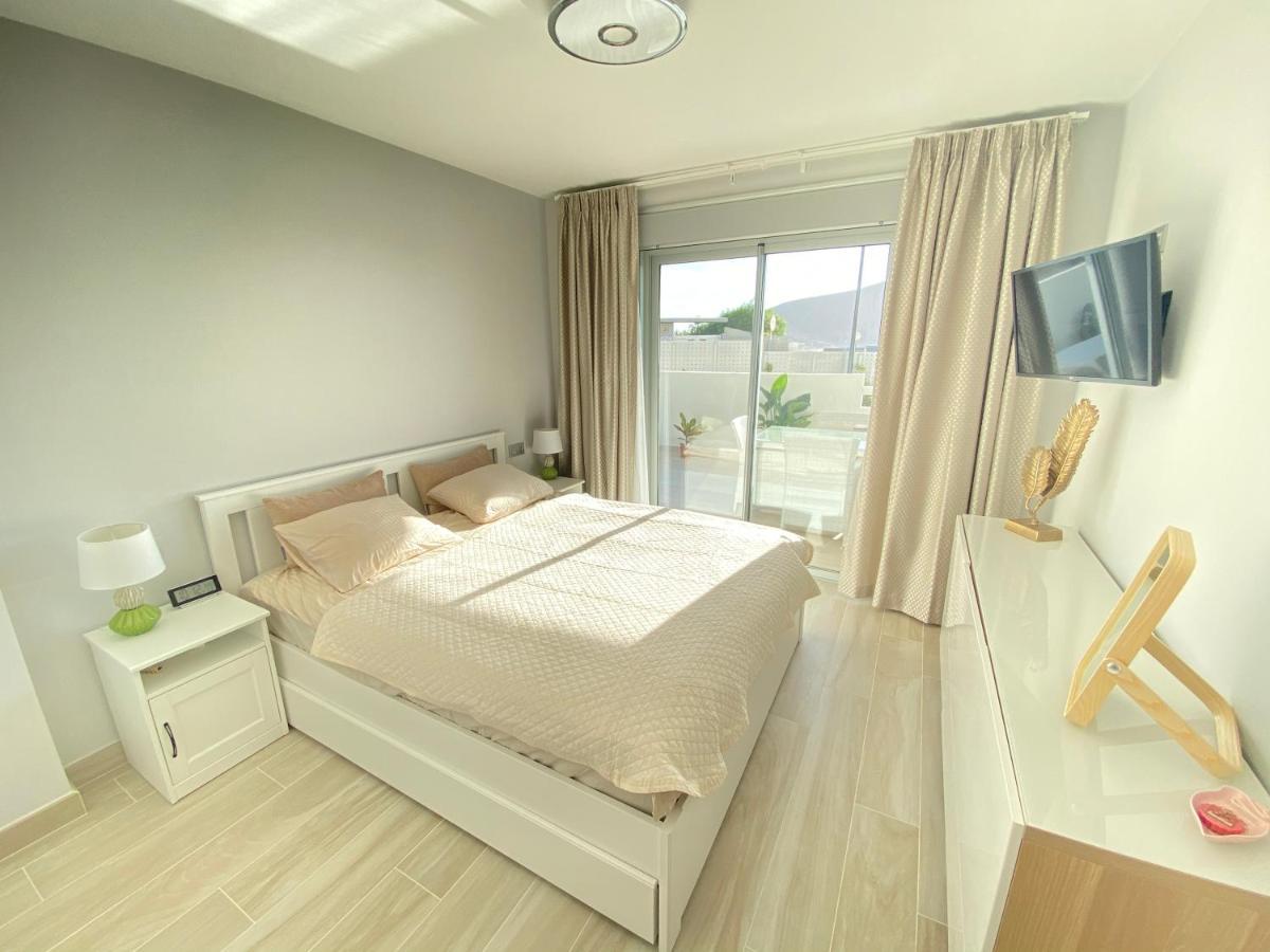 A Beautiful Apartment With A Beach View - La Tejita - El Medano Екстериор снимка