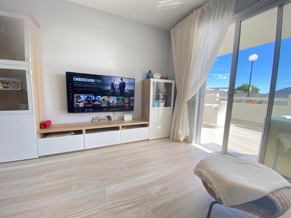 A Beautiful Apartment With A Beach View - La Tejita - El Medano Екстериор снимка