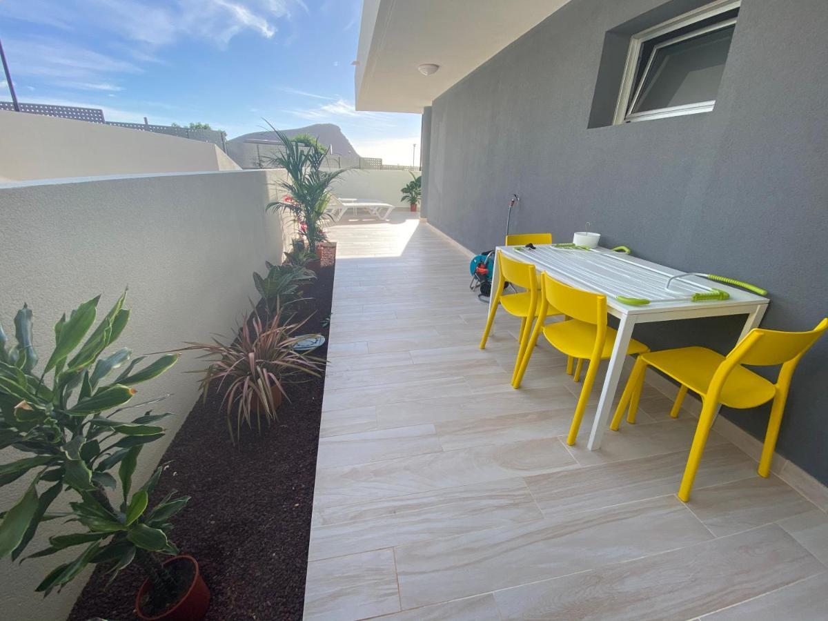 A Beautiful Apartment With A Beach View - La Tejita - El Medano Екстериор снимка